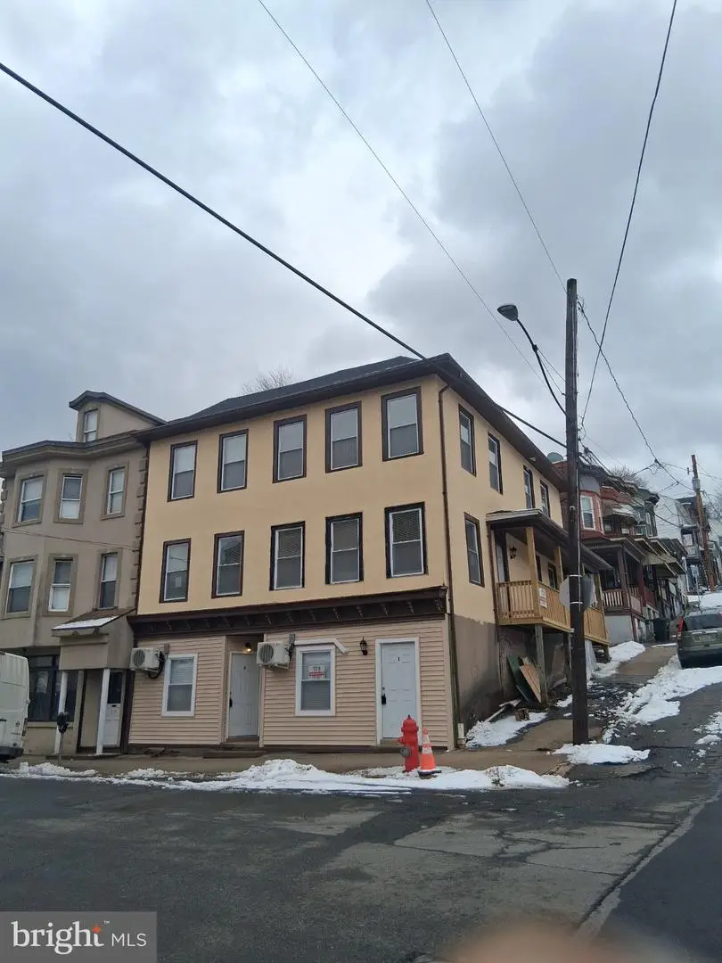 219-221 N 3rd St, Pottsville, PA 17901 - #2