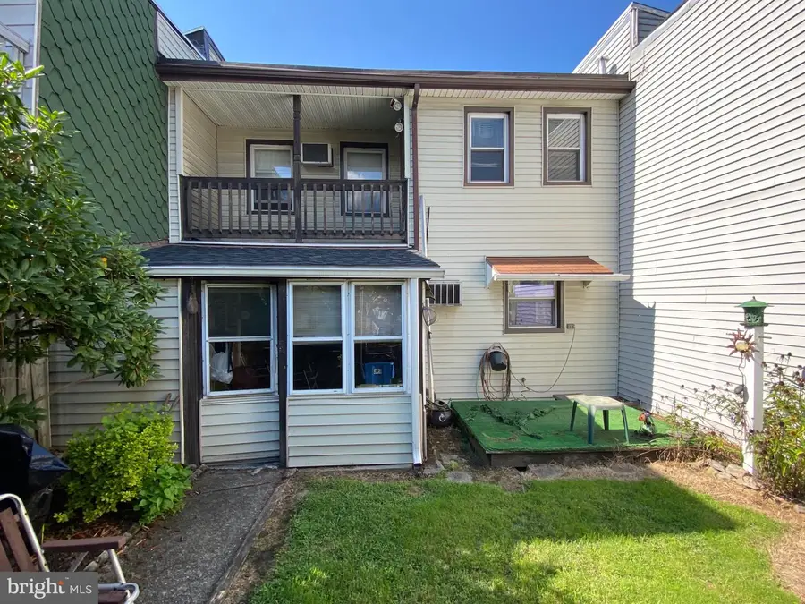509 W Arch St, Pottsville, PA 17901 - #3