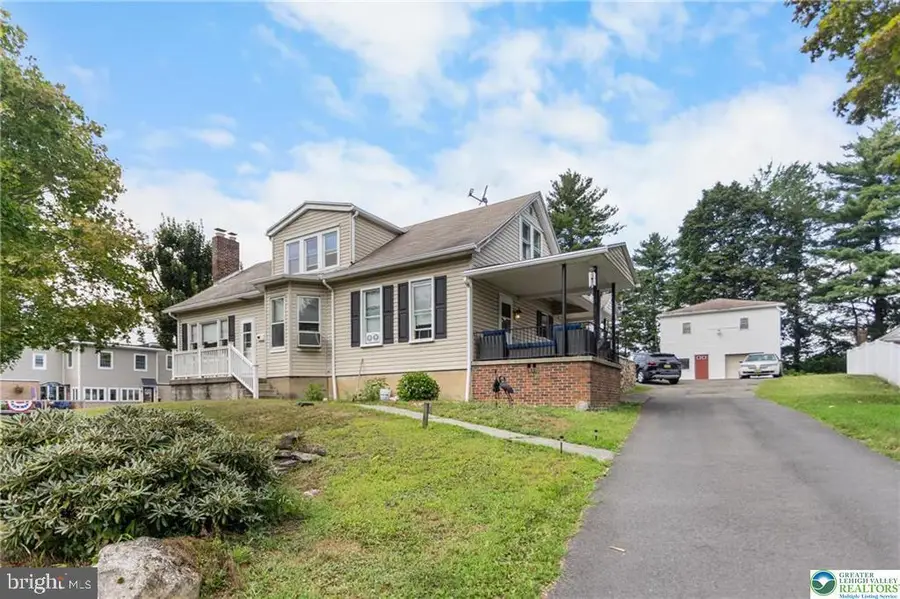 1740 E Elk Ave, Pottsville, PA 17901 - #3