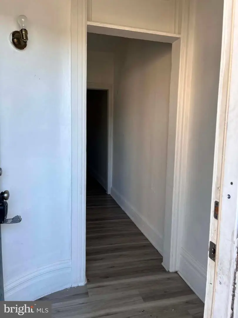631 W Race St, Pottsville, PA 17901 - #2