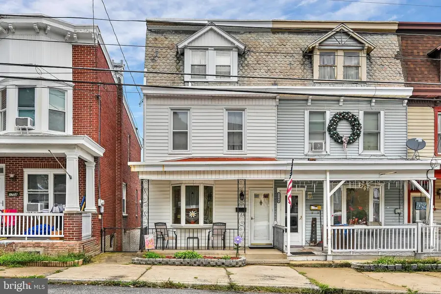 1706 W Norwegian St, Pottsville, PA 17901 - #2