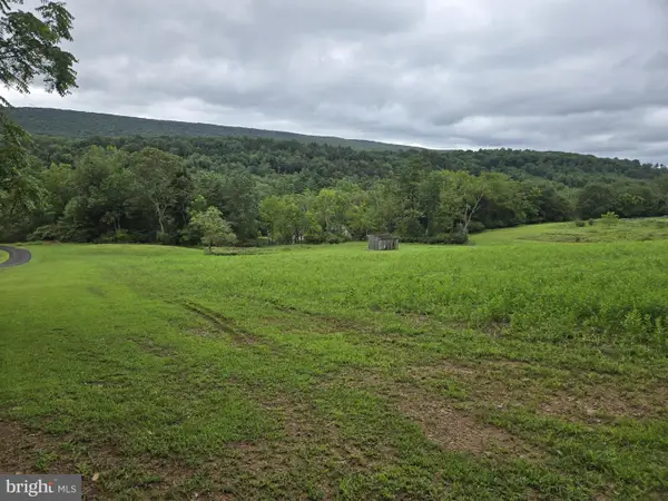 825 Pine Valley Rd, NEW RINGGOLD, PA 17960