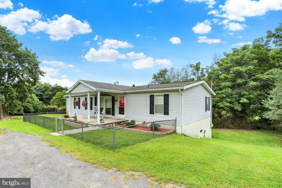 363 S 6th St, Port Carbon, PA 17965 - #3