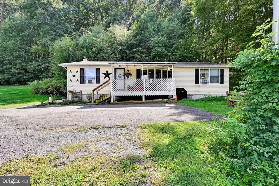 203 Baltimore St, Tremont, PA 17981 - #3