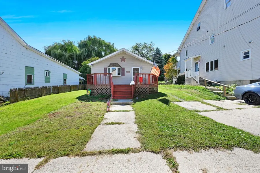 118 E Ruddle St, Coaldale, PA 18218 - #3