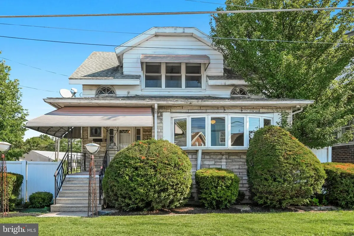 635 Altamont Blvd, Frackville, PA 17931 - #1