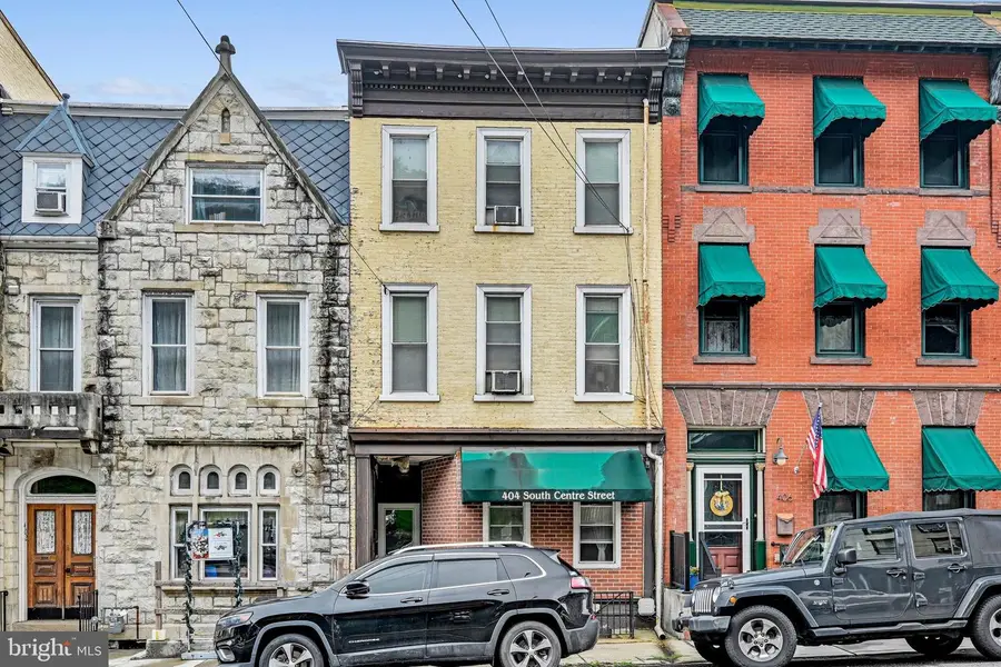 404 S Centre St, Pottsville, PA 17901 - #3