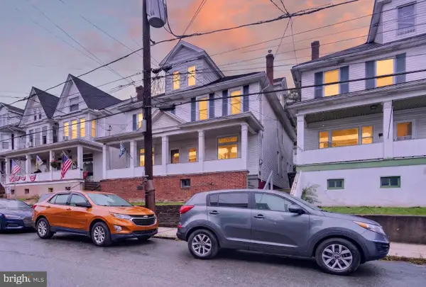 624 Arlington St, TAMAQUA, PA 18252