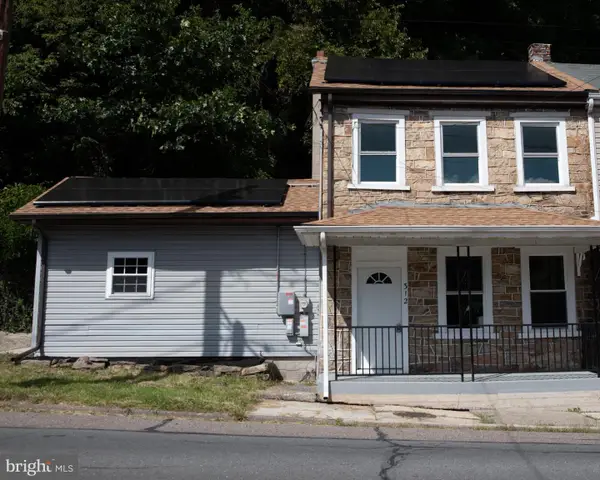 312 W Main St, TREMONT, PA 17981