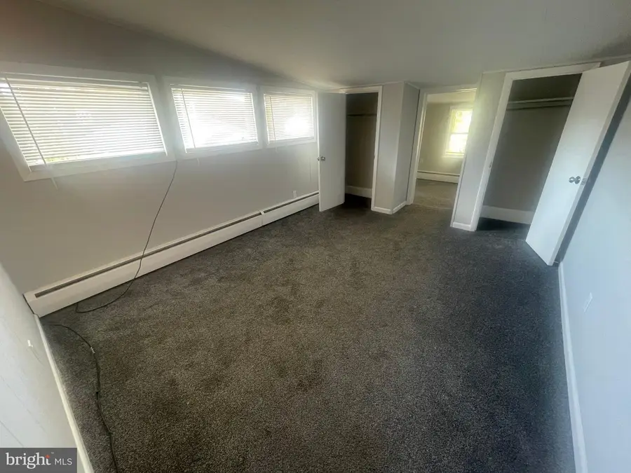 33 E Pottsville St, Pine Grove, PA 17963 - #2