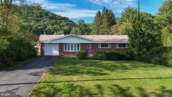 297 E Main St, TAMAQUA, PA 18252
