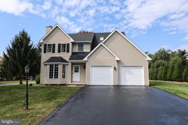 1015 Willow Dr, ORWIGSBURG, PA 17961