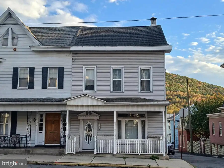 136 Centre St, Ashland, PA 17921 - #2