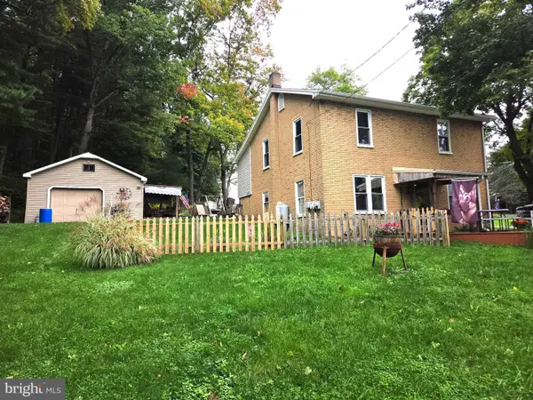 2 S Sunnylane Rd, POTTSVILLE, PA 17901