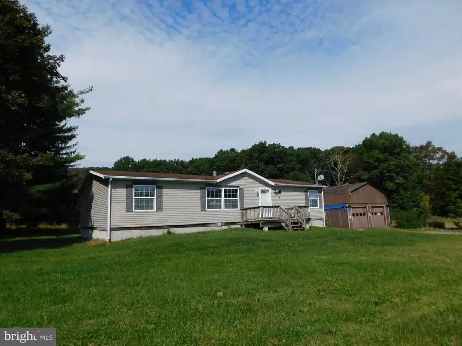 85 Ben Titus Rd, Tamaqua, PA 18252 - #2