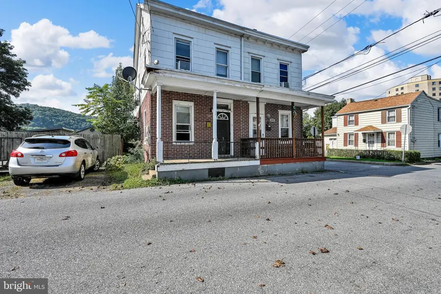 602 Railroad St, Schuylkill Haven, PA 17972 - #2
