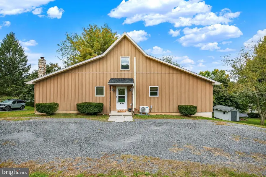 203 Hatchet Cv, Auburn, PA 17922 - #2