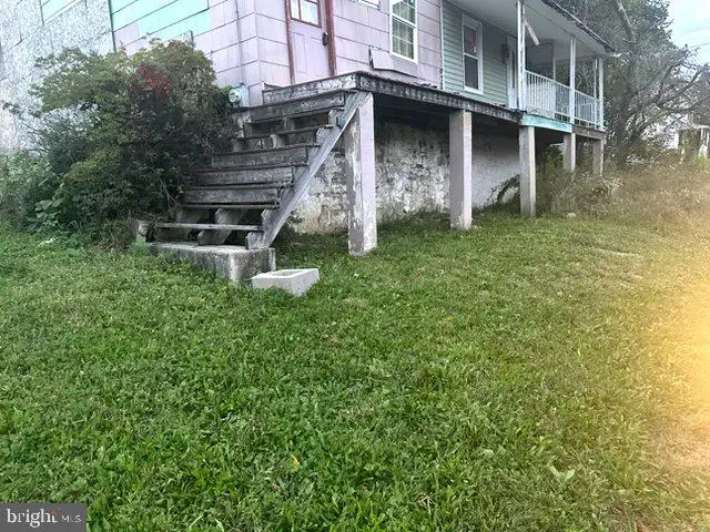 17 Main St, New Philadelphia, PA 17959 - #3
