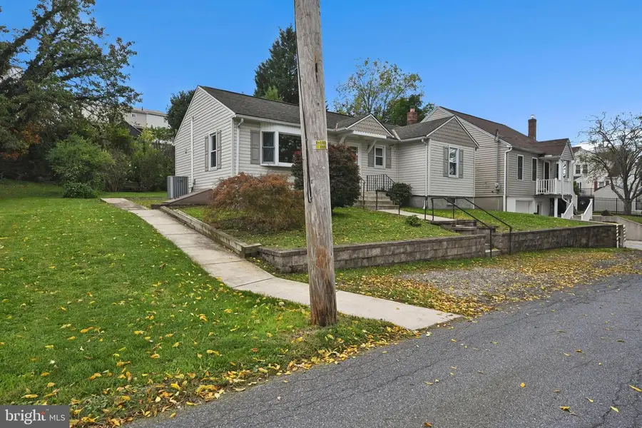224 Aldrich St, Schuylkill Haven, PA 17972 - #3