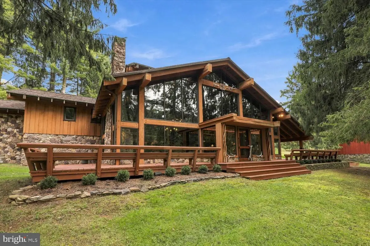 2623 Panther Valley Rd, Pottsville, PA 17901 - #1