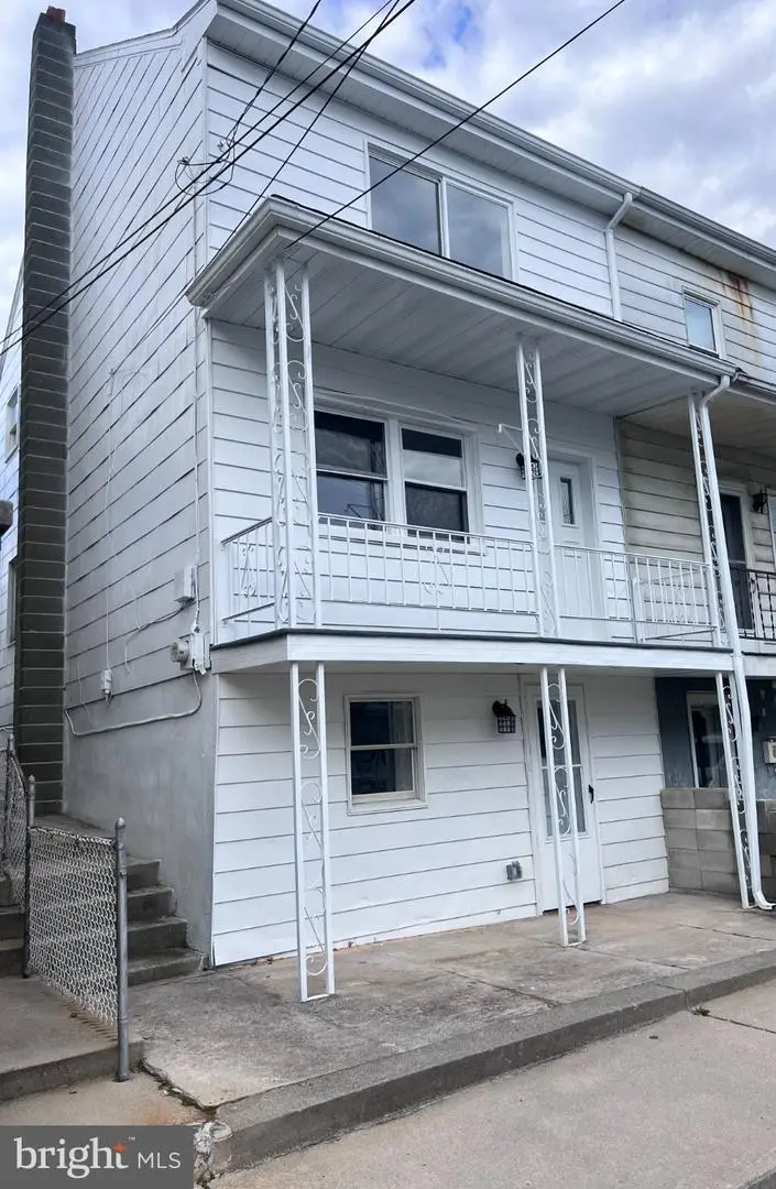 516 Pottsville St, Minersville, PA 17954 - #2