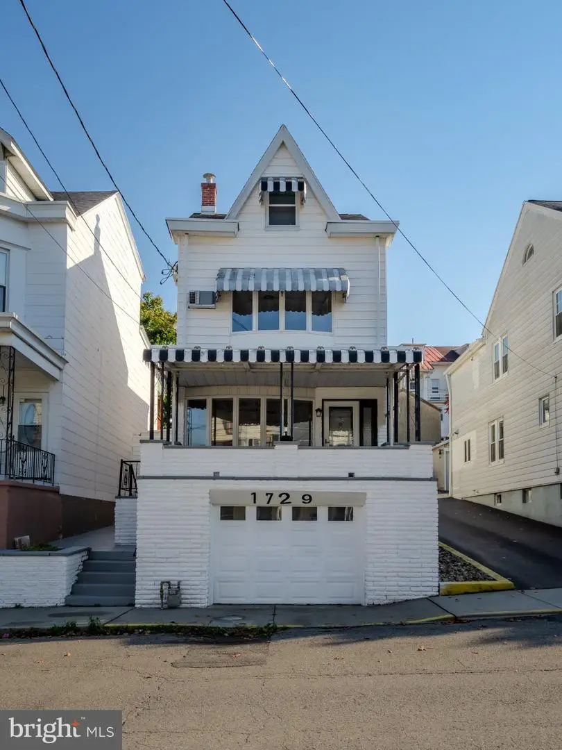 1729 W Norwegian St, Pottsville, PA 17901 - #3