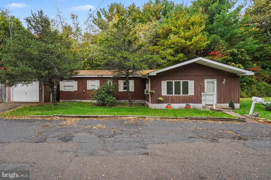 37 Back St, Mahanoy City, PA 17948 - #2
