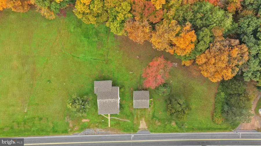 3519 Sweet Arrow Lake Rd, Pine Grove, PA 17963 - #3