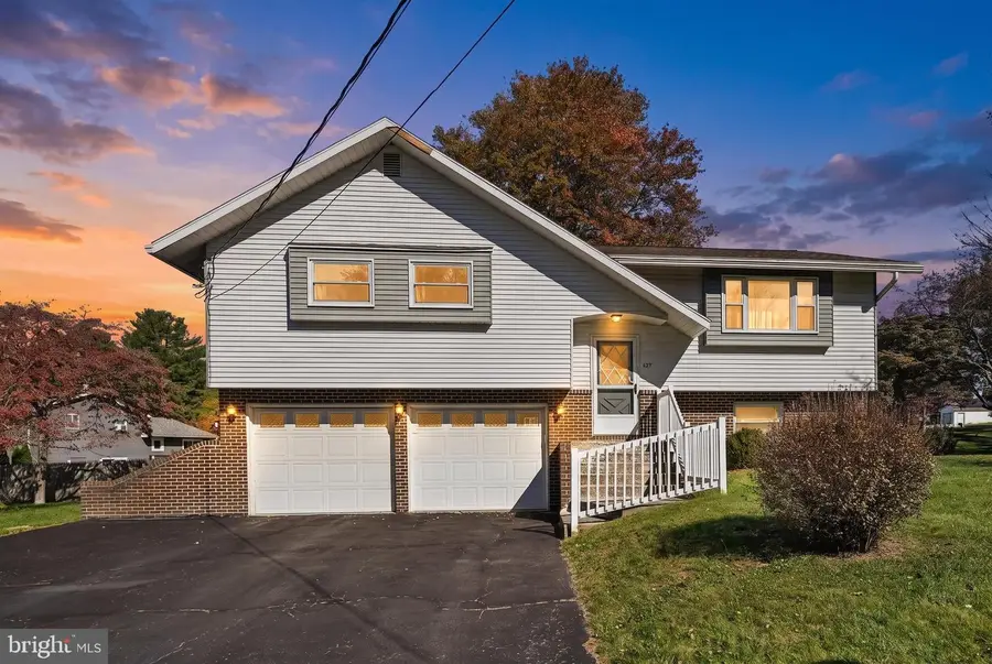627 Hope Ave, Orwigsburg, PA 17961 - #3
