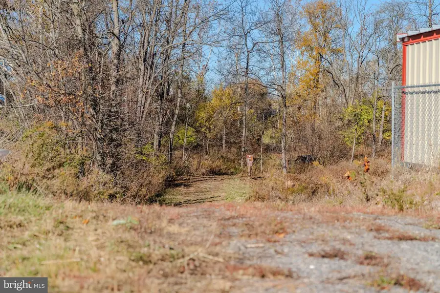 00 Market St, Selinsgrove, PA 17870 - Image #2