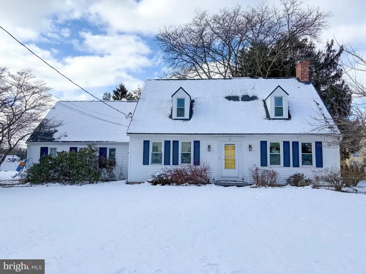 9 Lenker Ave, Selinsgrove, PA 17870 - #1