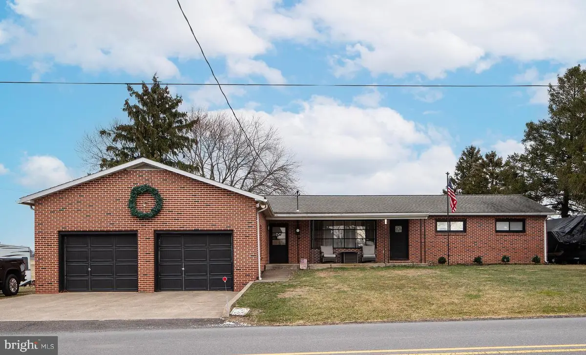 762 Sand Hill Rd, Selinsgrove, PA 17870 - #1