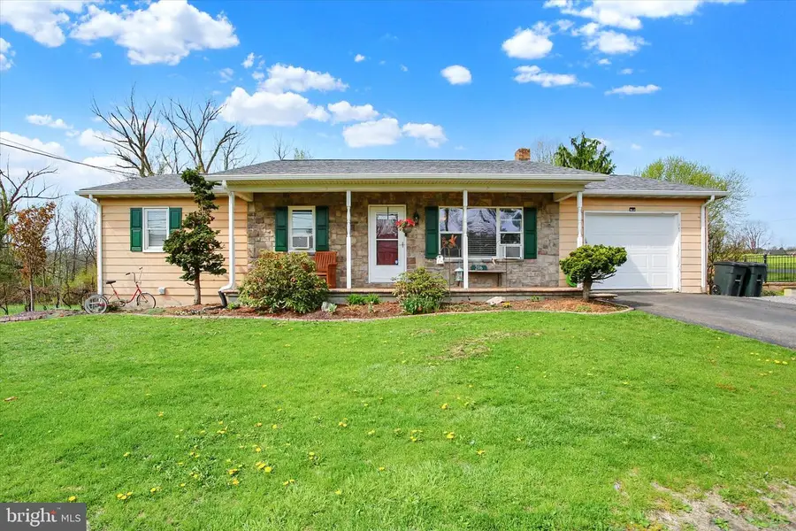 206 N White Top Rd, Freeburg, PA 17827 - #2