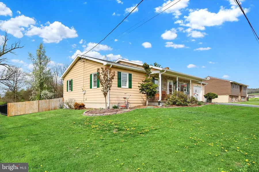 206 N White Top Rd, Freeburg, PA 17827 - #3