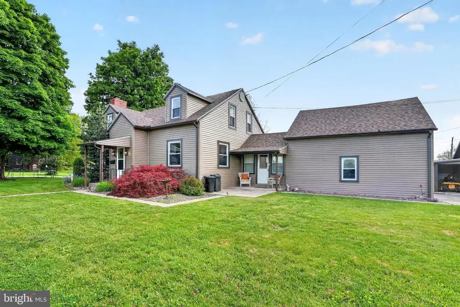 310 S Shuman St, Middleburg, PA 17842 - #2
