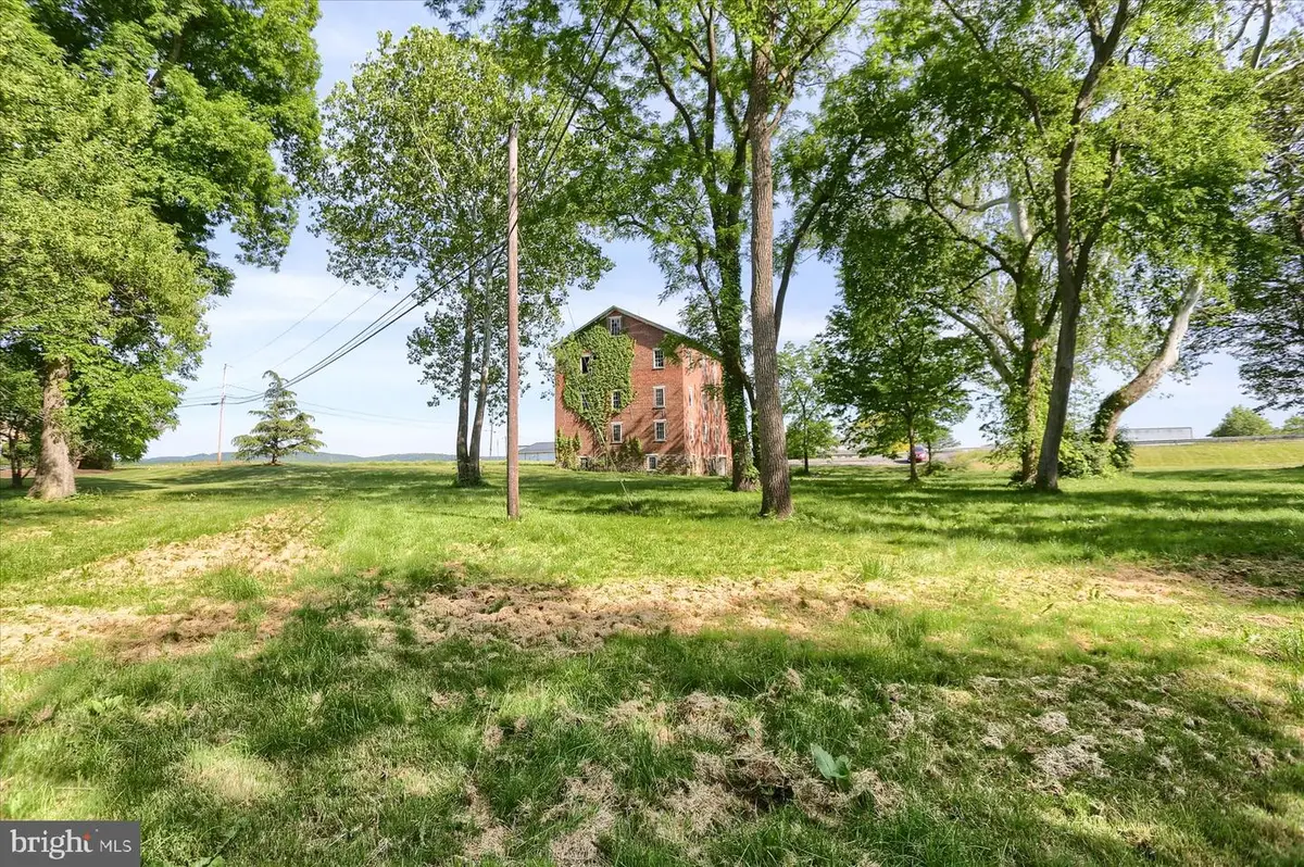 1209 Mill Rd, Selinsgrove, PA 17870 - #1