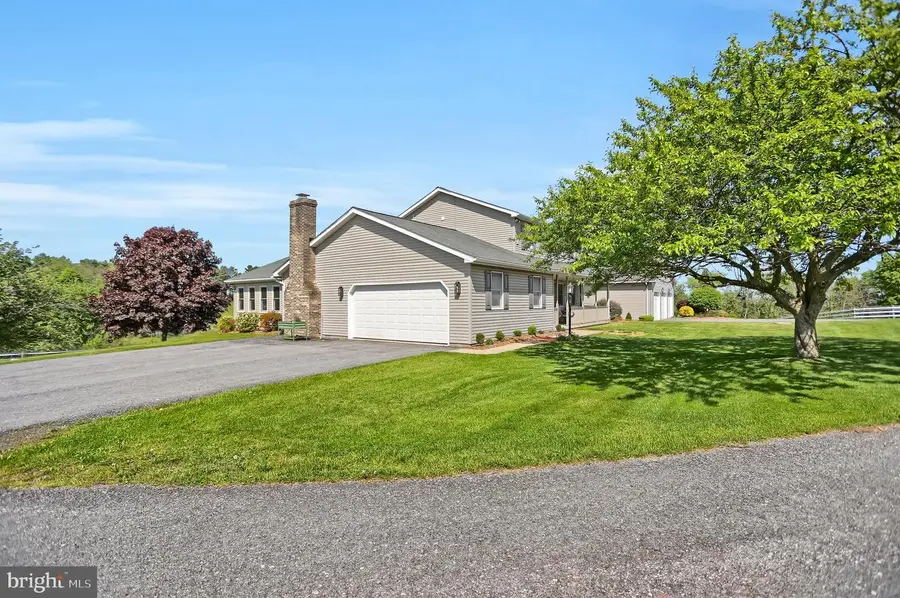 1105 Red Hill Rd, Port Trevorton, PA 17864 - #3