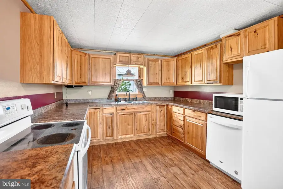 1660 Main St, Port Trevorton, PA 17864 - #3