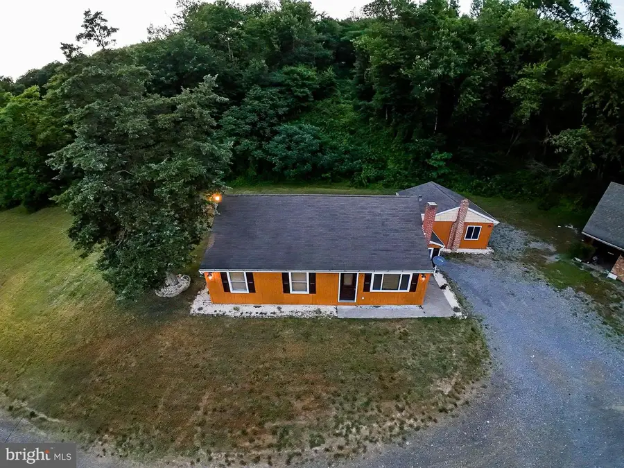 7384 S Susquehanna Trl, Port Trevorton, PA 17864 - #2