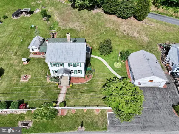 1674 S Susquehanna Trl, PORT TREVORTON, PA 17864