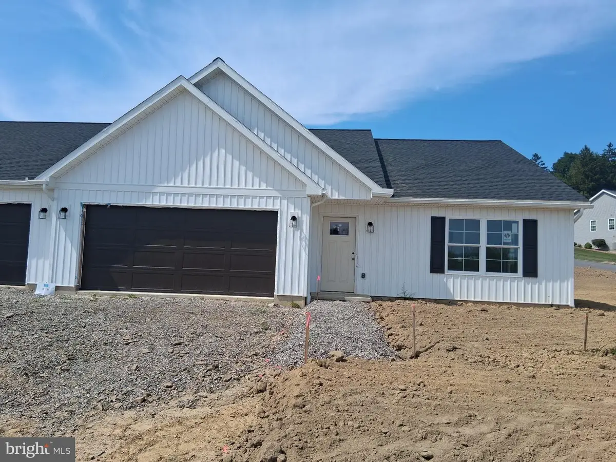 144 St Andrews Way, Selinsgrove, PA 17870 - #1