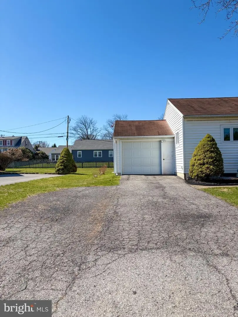 621 Matlack Ave, Lewisburg, PA 17837 - #3