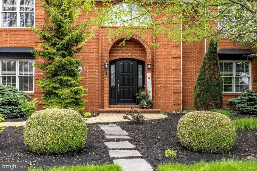 56 Edward Cir, Lewisburg, PA 17837 - #2
