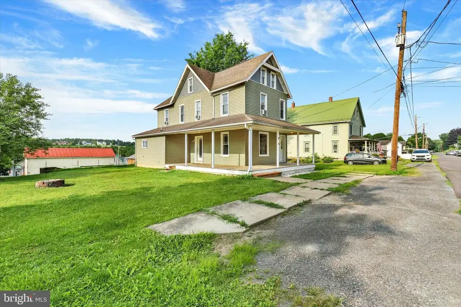 416 Highland Ave, West Milton, PA 17886 - #3