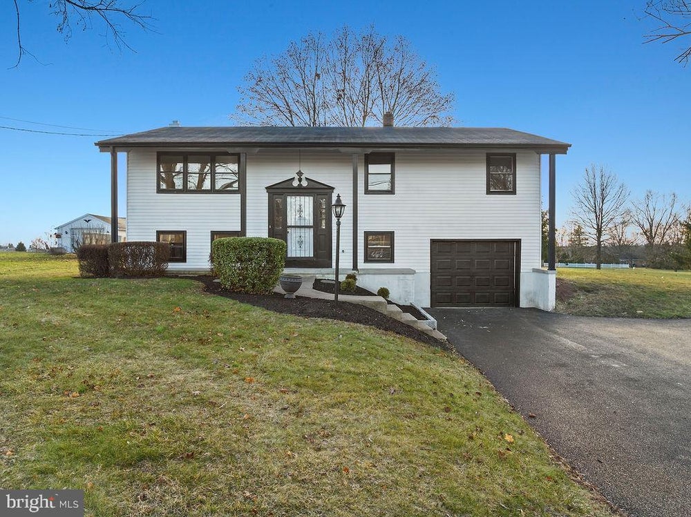 58 Butter Rd, DOVER, PA 17315 ERA