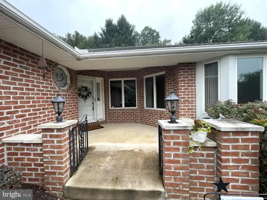 3631 Coventry Ct, York, PA 17406 - #3