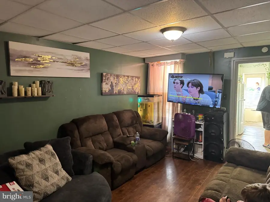 1431 W King St, York, PA 17404 - Image #2