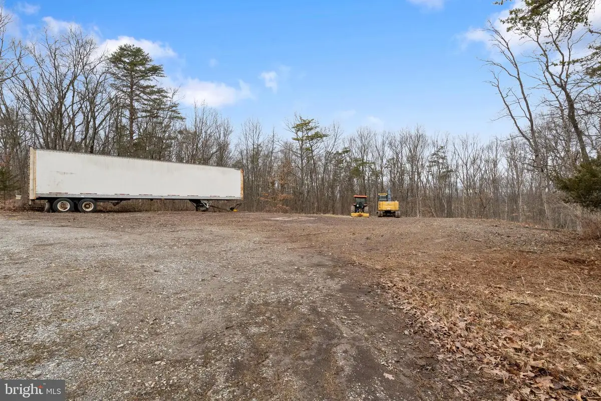 138 S Peiffer Rd, Wellsville, PA 17365 - Image #1