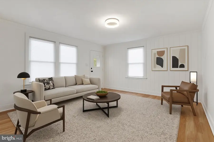 1108 W College Ave, York, PA 17404 - Image #2