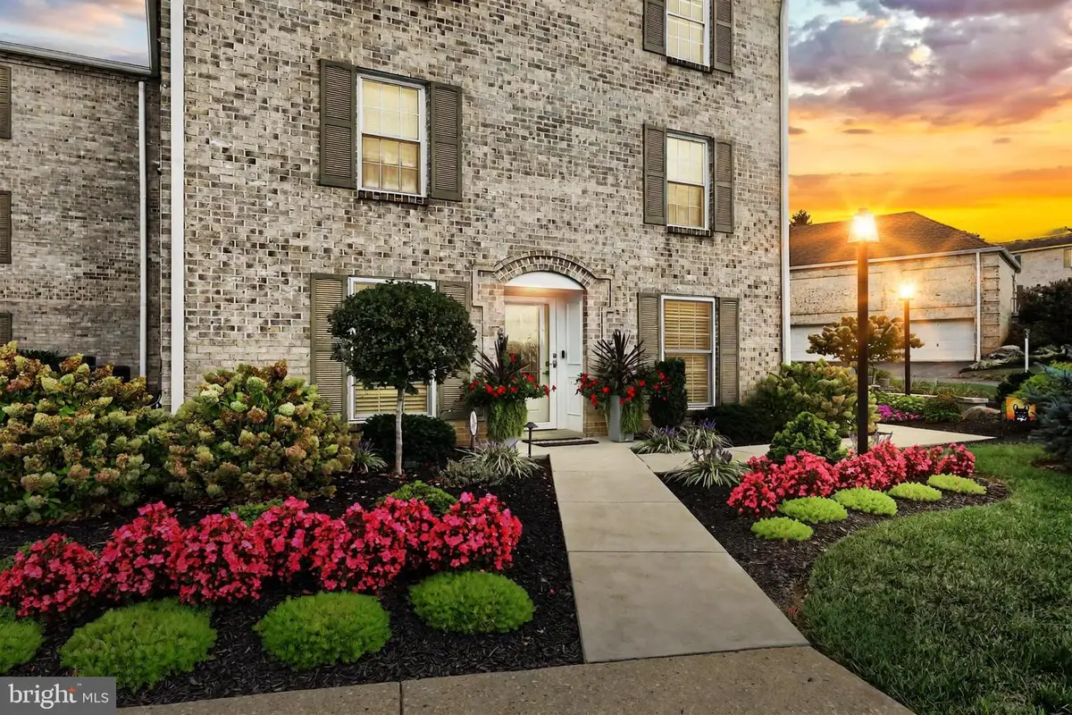 1000 Country Club Rd #a13, York, PA 17403 - Image #1